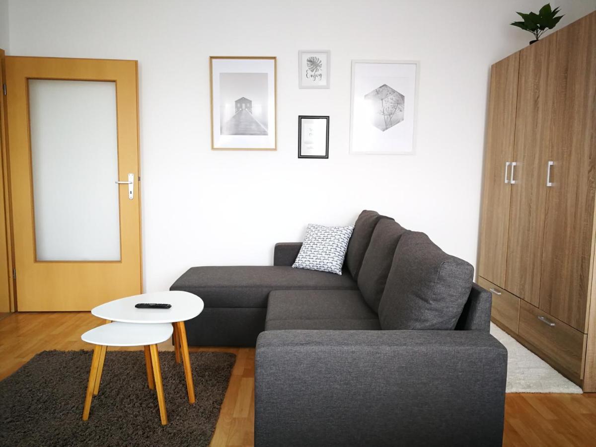 Voeroesmarty Apartman Miskolc - Belvaros - Downtown Dış mekan fotoğraf